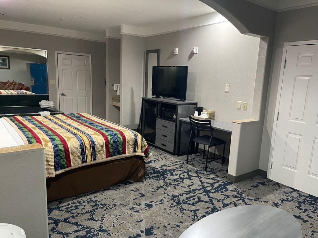 Scottish Inn And Suites Alvin Ngoại thất bức ảnh