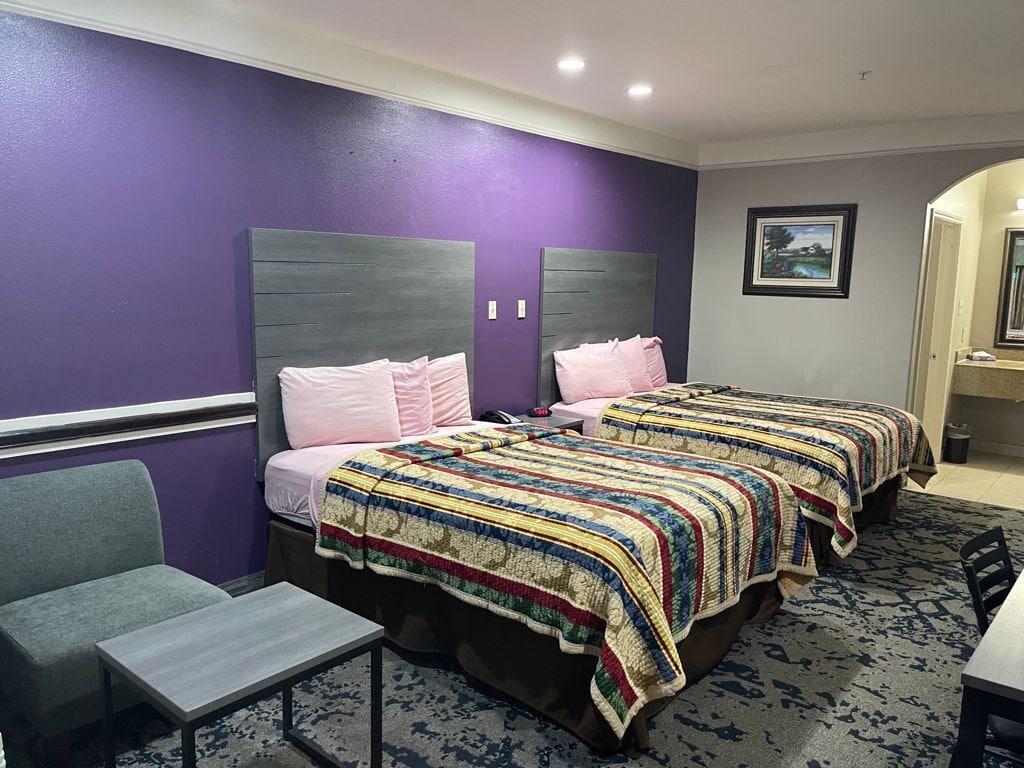 Scottish Inn And Suites Alvin Ngoại thất bức ảnh