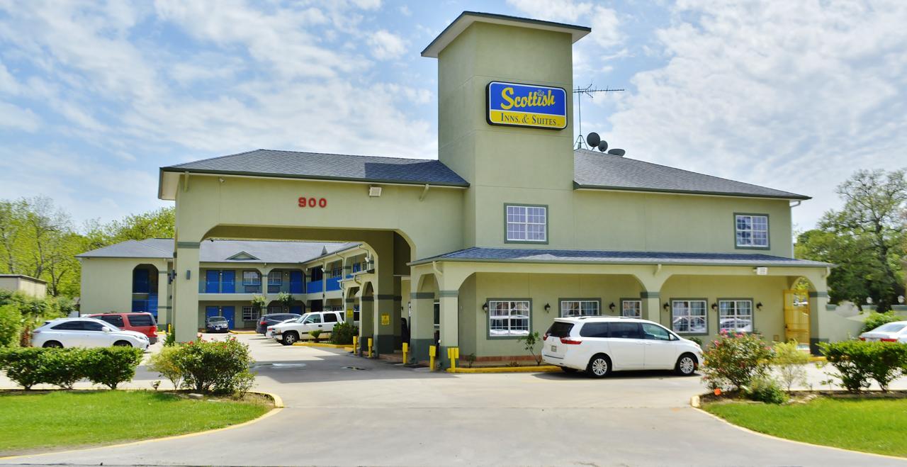 Scottish Inn And Suites Alvin Ngoại thất bức ảnh
