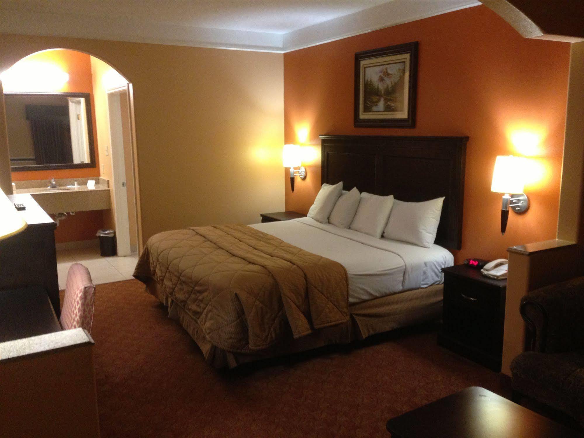 Scottish Inn And Suites Alvin Ngoại thất bức ảnh